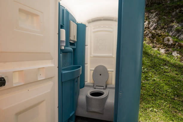 Best Portable Restroom Setup and Delivery in Shavertown, PA